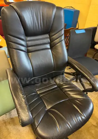 Large Black Rolling Chair