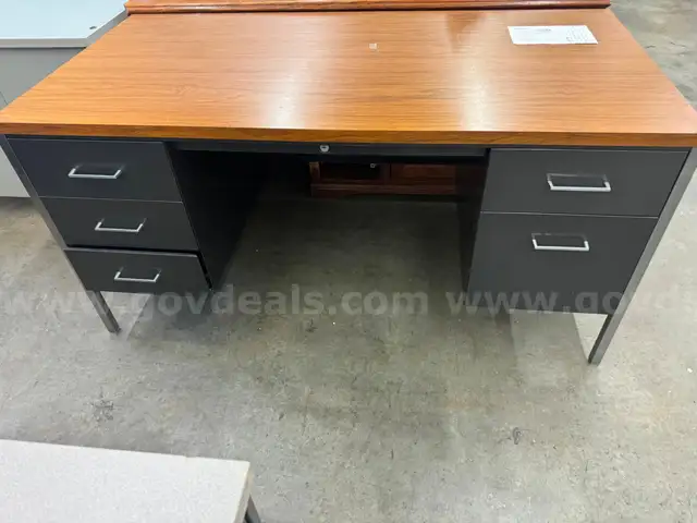 Metal/Wooden Desk