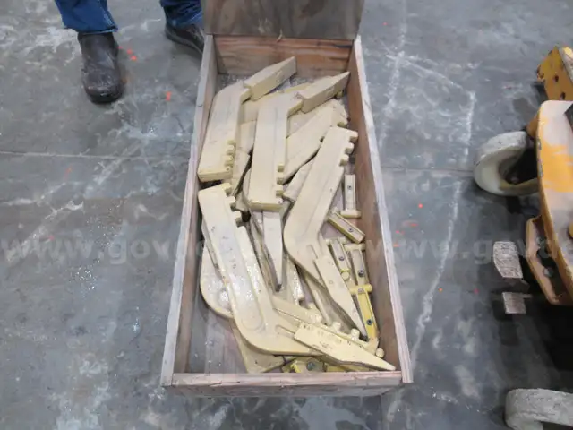 Lot of Caterpillar Ground Edging Tools