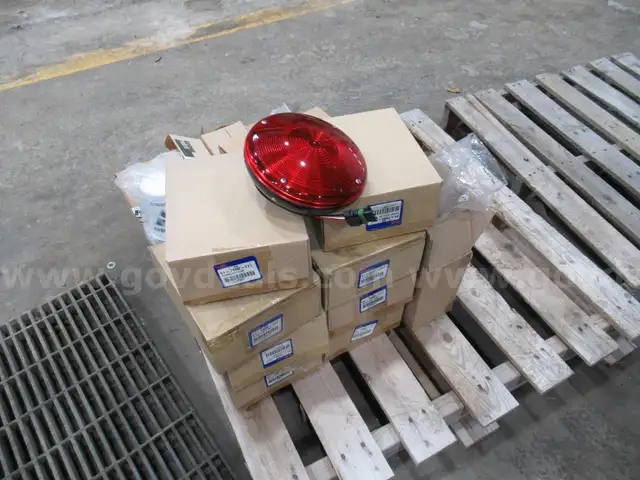 Lot of Plow Lights and Vermeer Filters