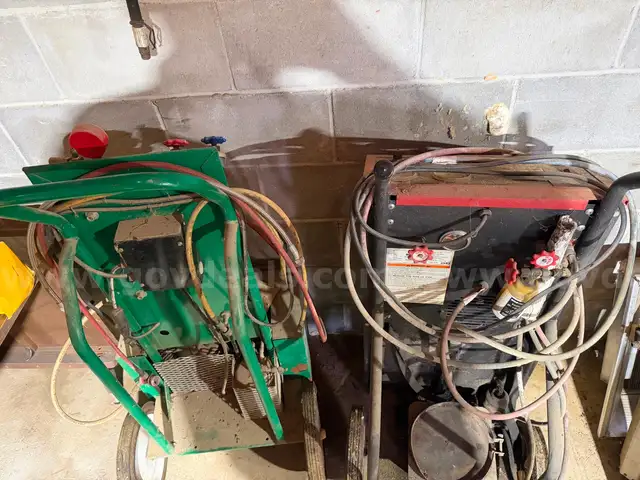 A/c recovery machines