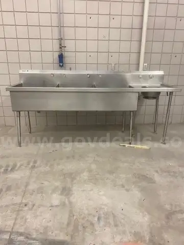 Large commercial sink