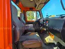 2002 International 4700 T-444E
