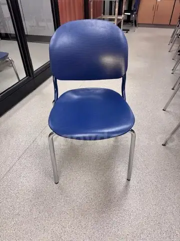 LOT of 20 identical chairs (Posting 2 of 3)