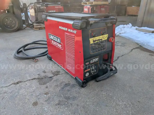 Lincoln Electric C300 Power Wave Mig/pulsed mig