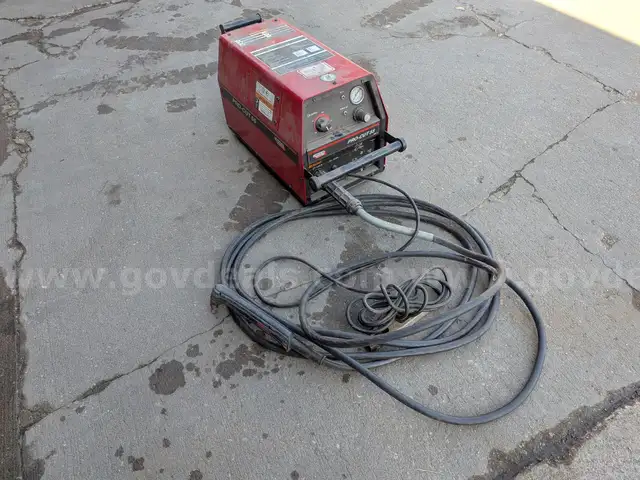 Lincoln Electric Pro-Cut 55 Plasma Cutter