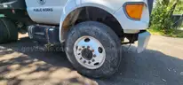 2001 Ford F-750