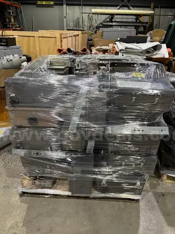 Lot of 65 Outdoor High Pressure Sodium HPS floodlights