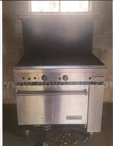 gas oven - needs work