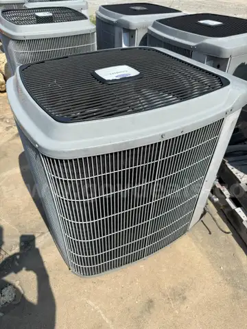Carrier Comfort Series Heat Pump Condenser