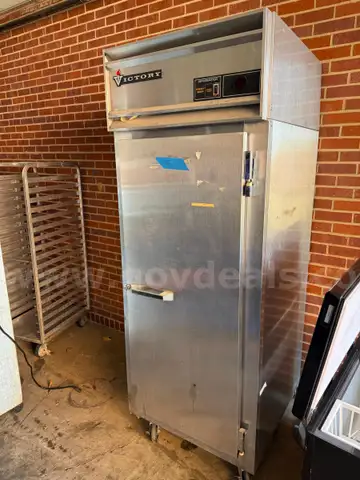 One Victory Reach In Refrigerator