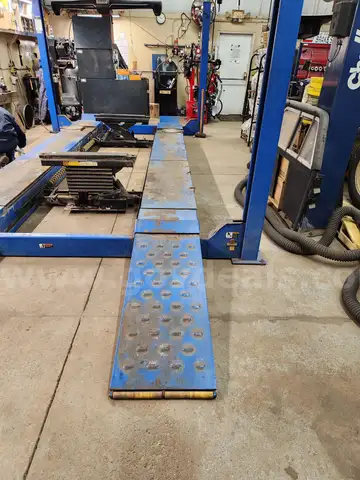 Forward Lift (Dover Company)