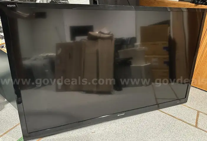 Sharp LC-80LE642U 80-inch display