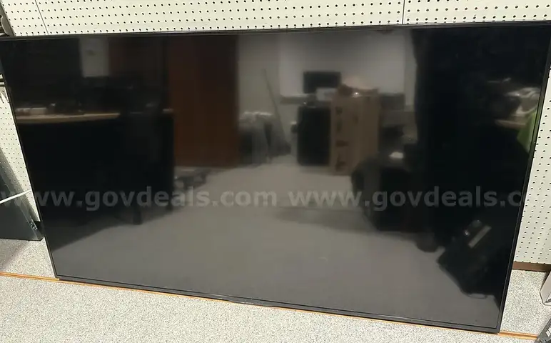 Sharp LC-80LE661U 80-inch display