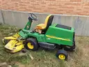 John Deere front deck mower F725