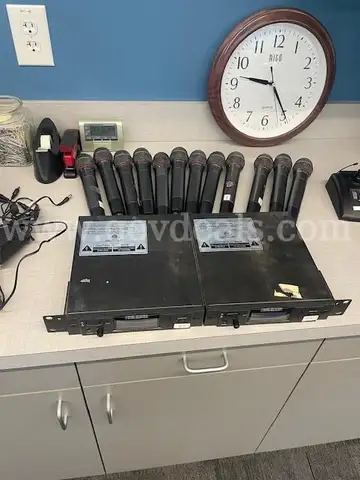 12 Microphones with 2 receivers and power cord