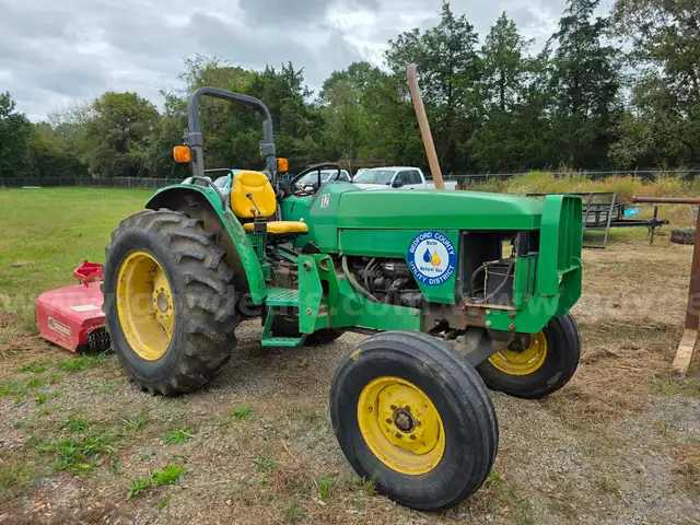 John Deere 5200 and attachments