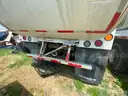 2015 Peterbilt 320