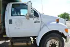 2008 Ford F-750 Diesel Dump Truck - does not drive / run - no engine