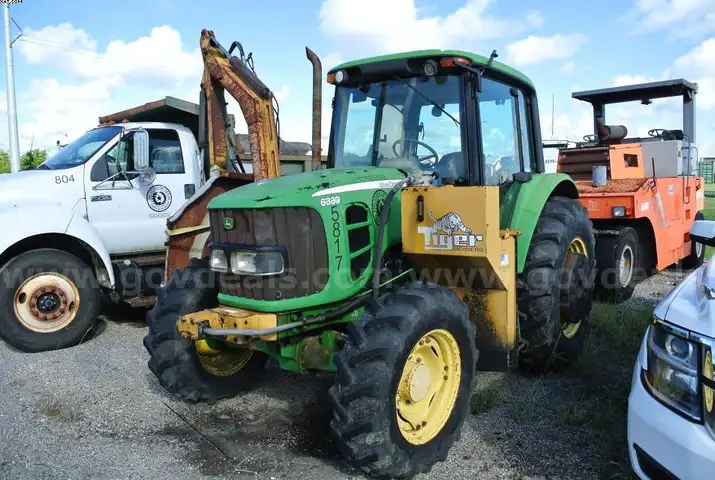 2008 John Deere 5525 4WD CAB PTO with Attached Mower diesel