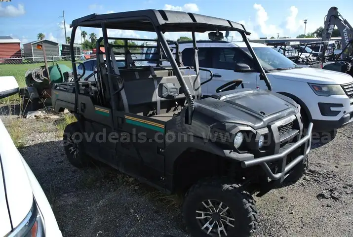 2021 Kawasaki MULE PRO-FXT  // 4 door very rusty // does not run