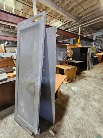 Solid surface countertop materials - 3 benches / 2 sinks / 1 countertop &#x26; pieces