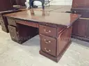 1 desk - wider top writing surface