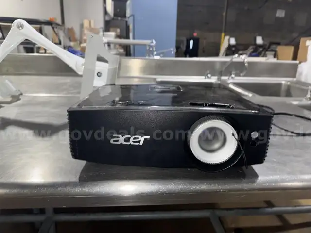 Acer P6500 Conference Room Projector