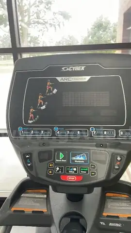 Cybex 626AT ARC Trainer