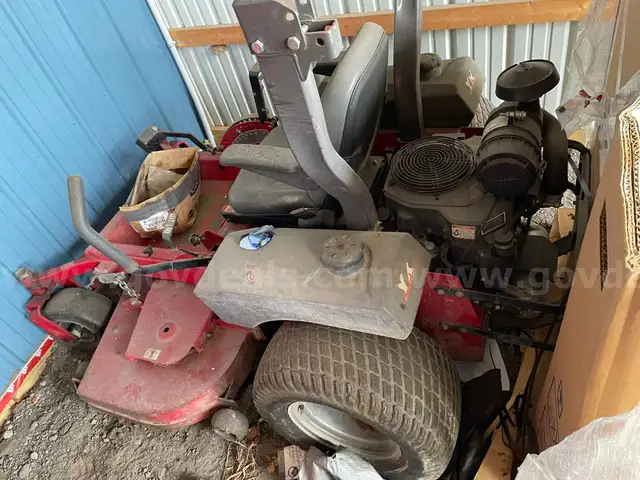 Yazoo Kees Zero Turn Mower