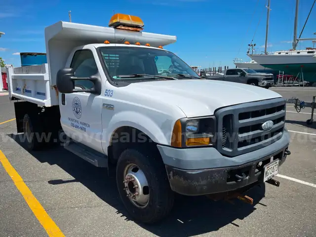 2007 Ford F-350 SD XL DRW 4WD Mason Dump