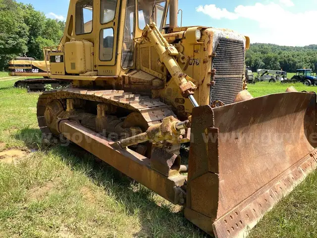 D7G CATERPILLAR DOZER IN GOOD WORKING CONDITION