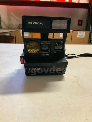 Polaroid SUN 660