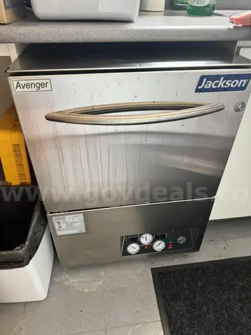 COMMERICAL DISHWASHER