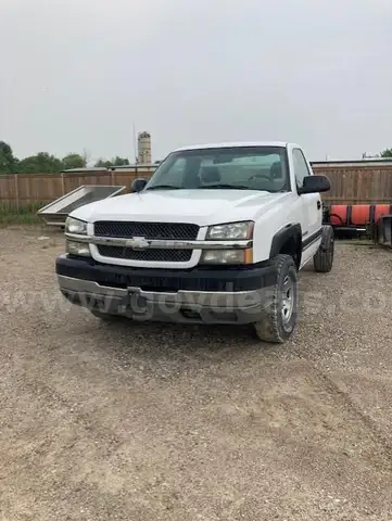 2003 Chevrolet Silverado Pick up Truck