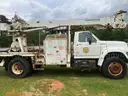 1998 Ford F800 Digger Truck