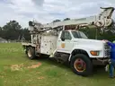 1998 Ford F800 Digger Truck