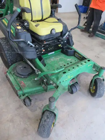 2020 John Deere Zero Turn