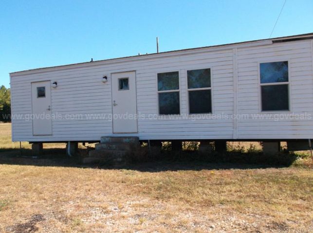 12x34 two bedroom one bath mobile home | AllSurplus