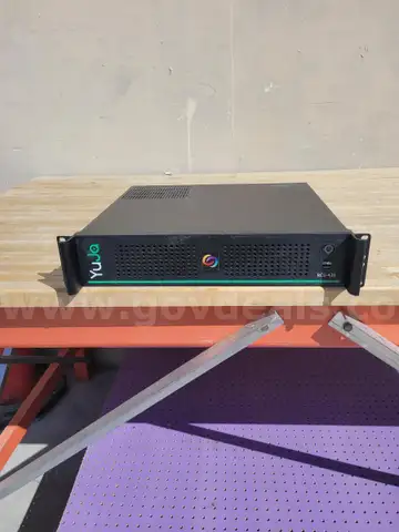 LOT: 1 Pallet &#x2022; YUJA MEDIA HUB (11 units), IBM SERVER BLADE (1 unit) &#x2022;&#xA0;Untested