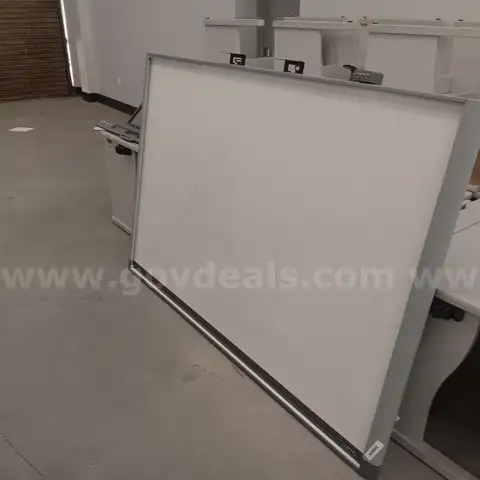 Smart Podium 518 Interactive pen display and white board-Untested