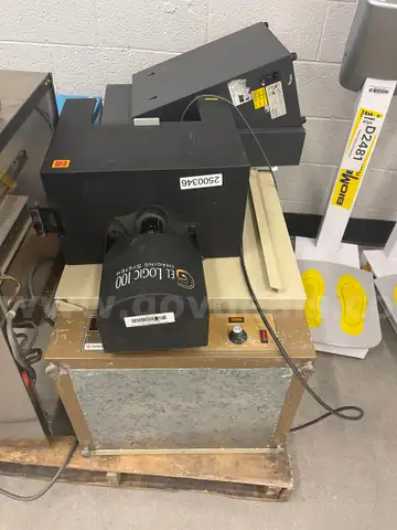 Lot: Lab equipment - Untested