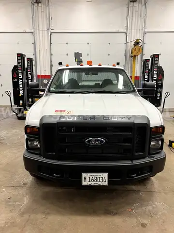 2008 Ford F-350 SD XL 2WD