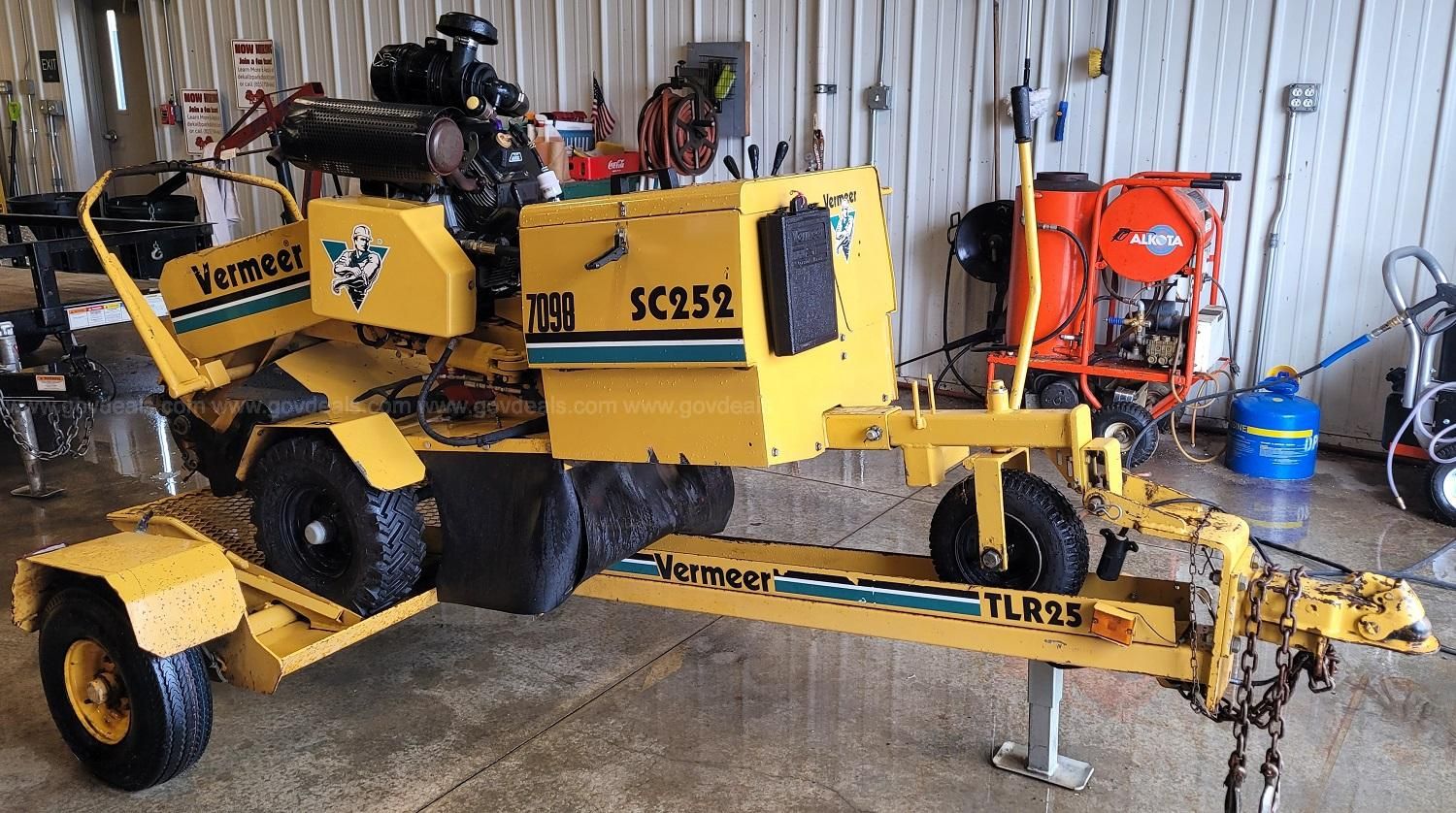 2003 Vermeer SC252 Stump Grinder | AllSurplus