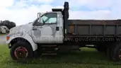 2000 Ford F-750