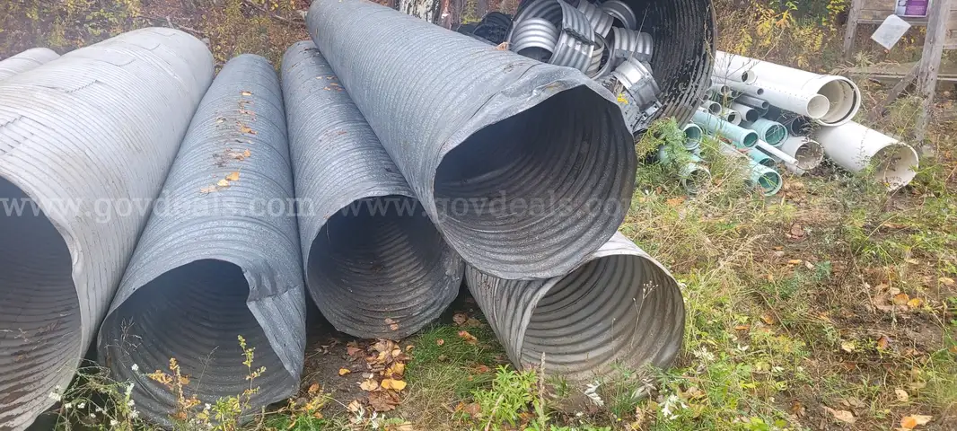 24&#x22; Galvanized Metal Culvert Pipe