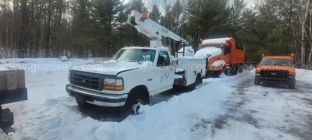 1996 Ford F-450 SD Bucket Truck