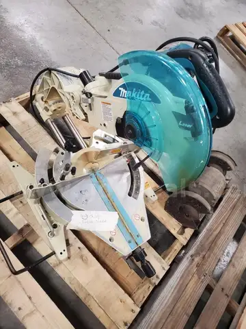 Makita miter saw