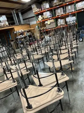 100 Student Triangle Desks