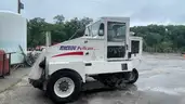 2003 Elgin / Pelican "P" Streetsweeper